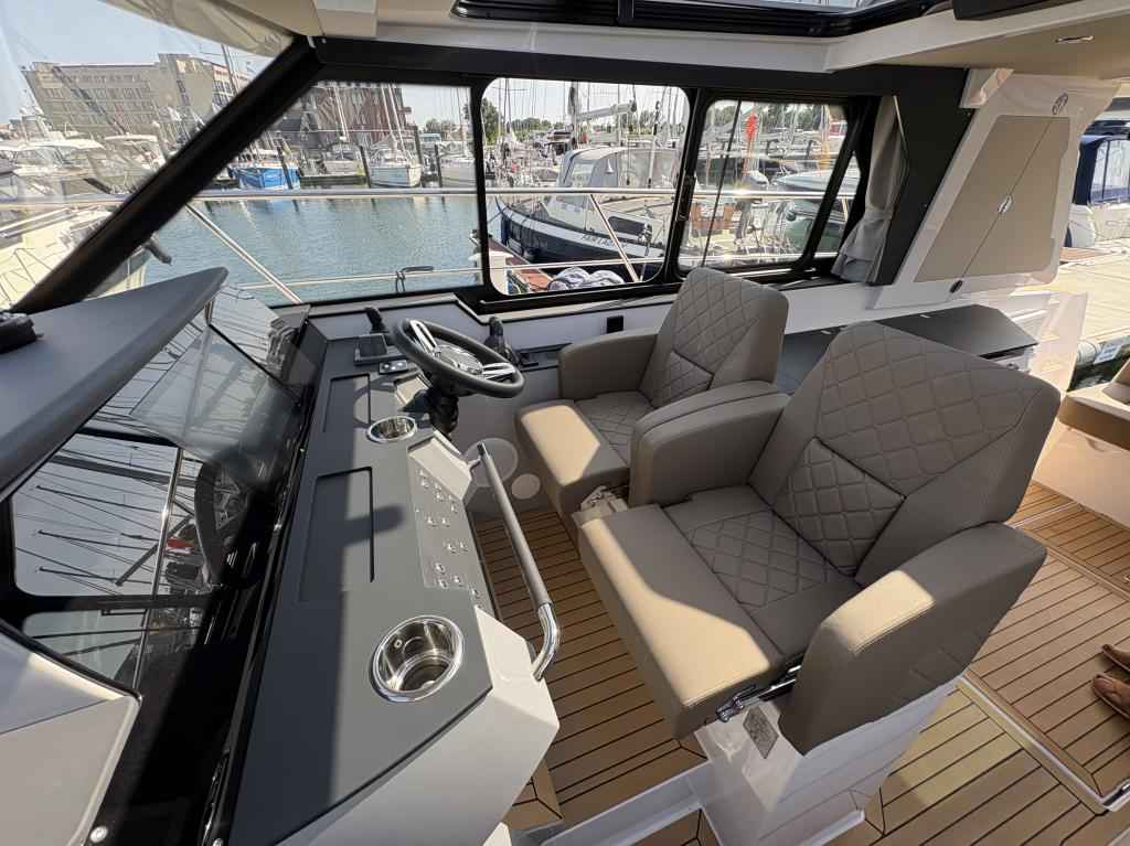 Motorboot Aquador 400 HT