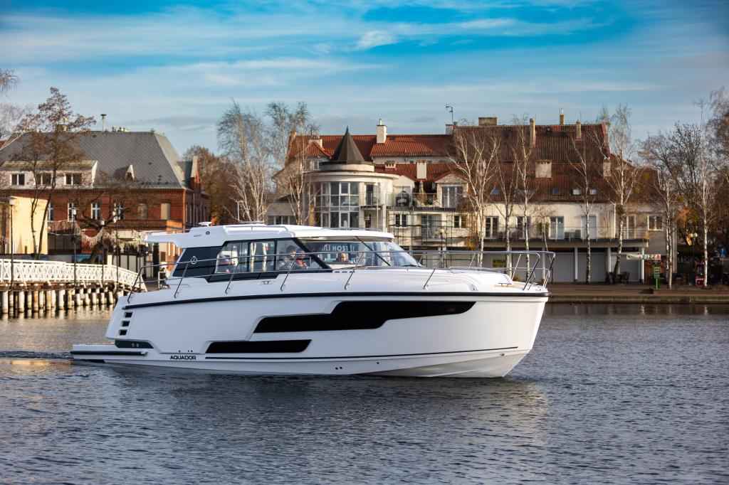 Motorboot Aquador 400 HT