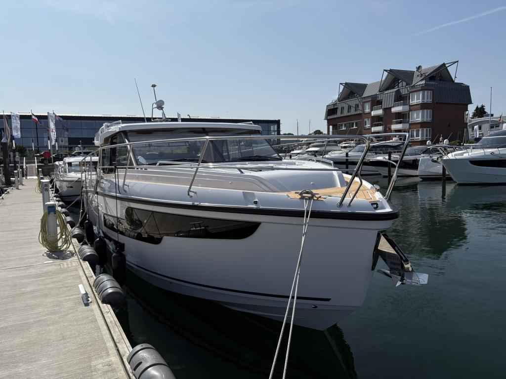 Motorboot Aquador 400 HT