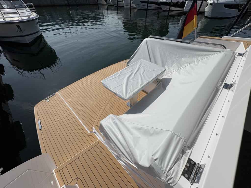 Motorboot Aquador 400 HT