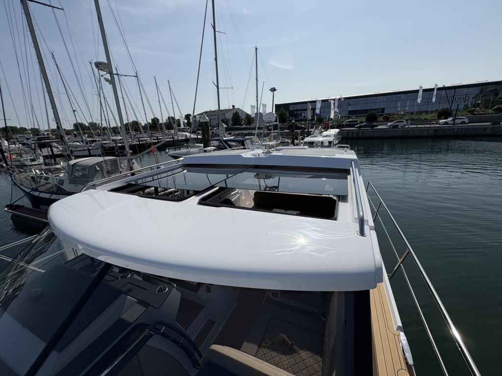Motorboot Aquador 400 HT