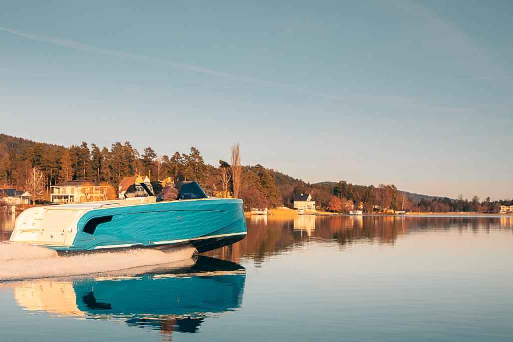 Motorboot Lex 790