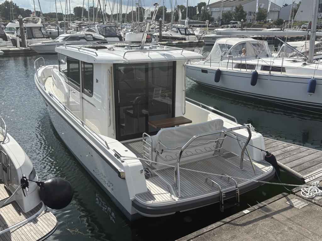 Motorboot Nimbus C11