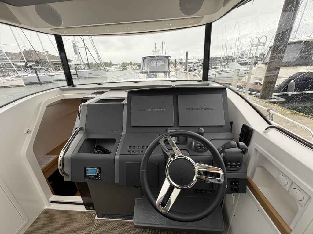 Motorboot Nimbus C11