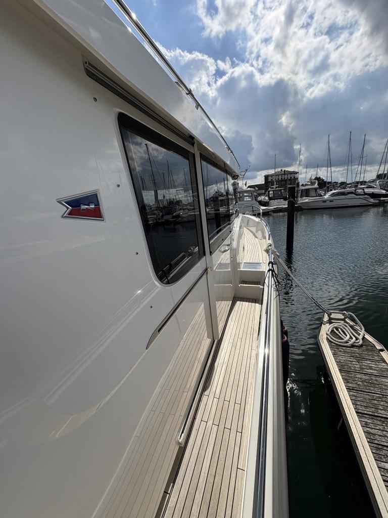 Motorboot Nimbus C11