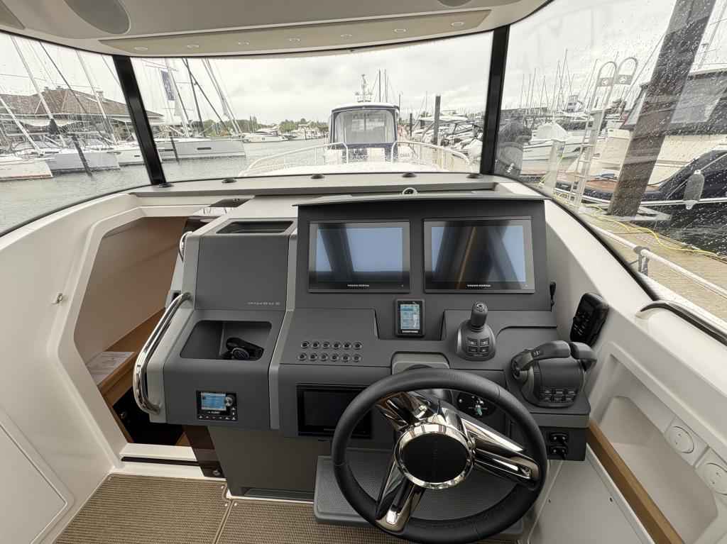 Motorboot Nimbus C11