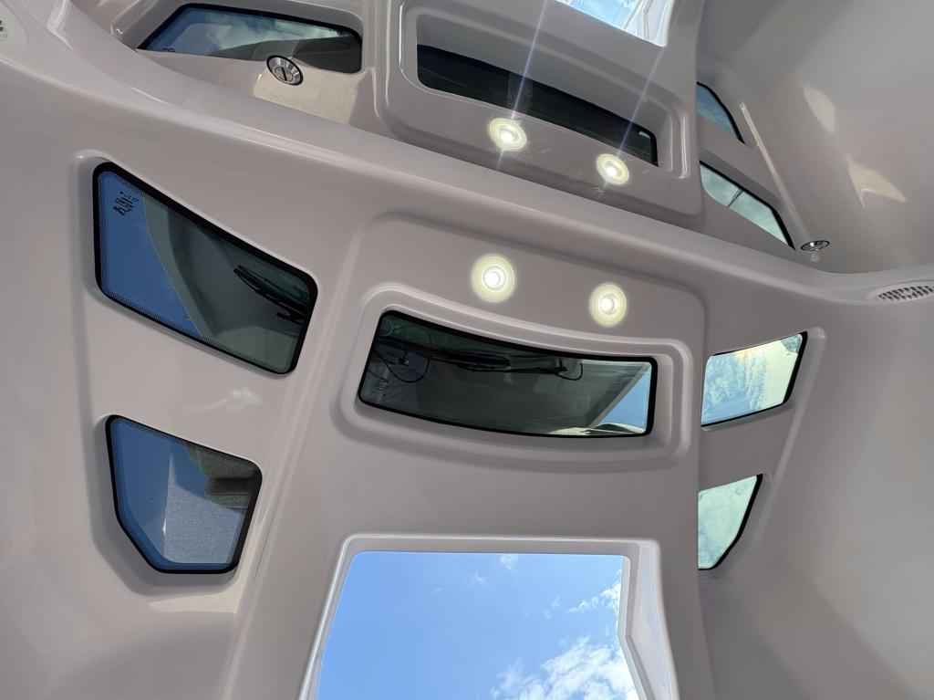Motorboot Axopar 29 XC Cross Cabin
