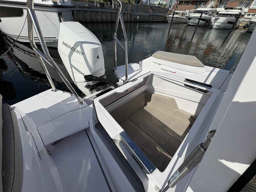 Motorboot Axopar 29 XC Cross Cabin