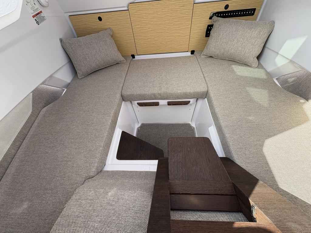 Motorboot Axopar 29 XC Cross Cabin