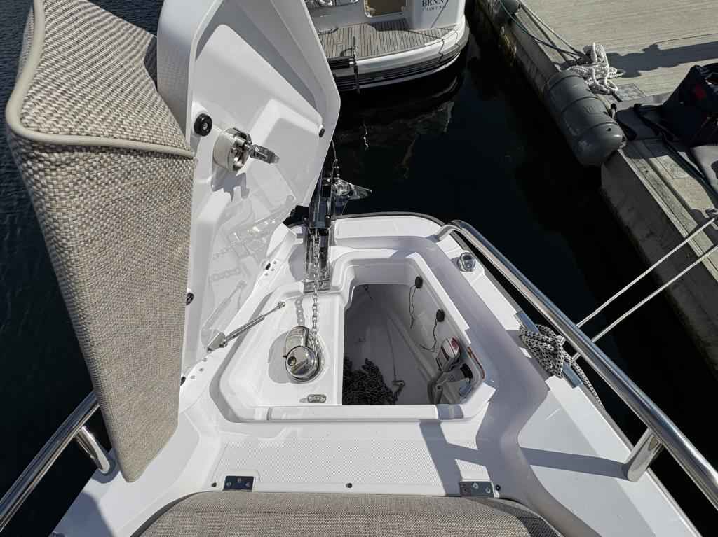 Motorboot Axopar 29 XC Cross Cabin