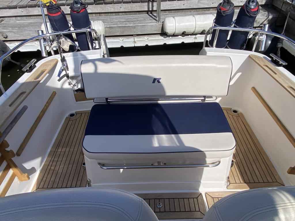 Motorboot Nimbus 230 R