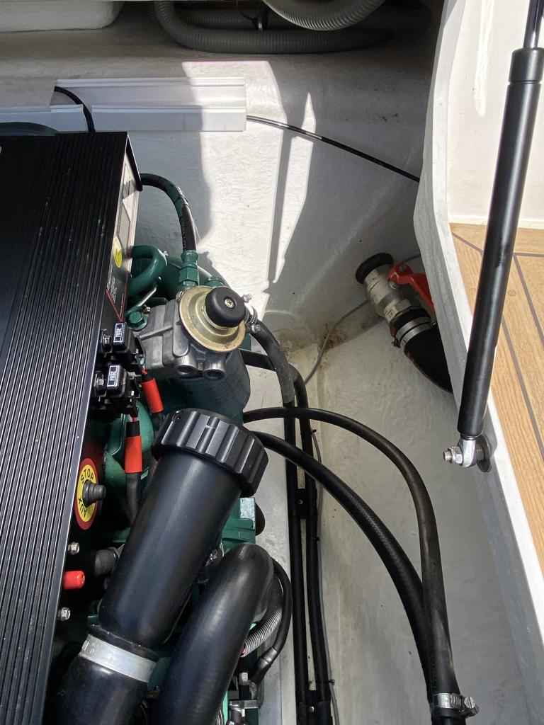 Motorboot Nimbus 230 R