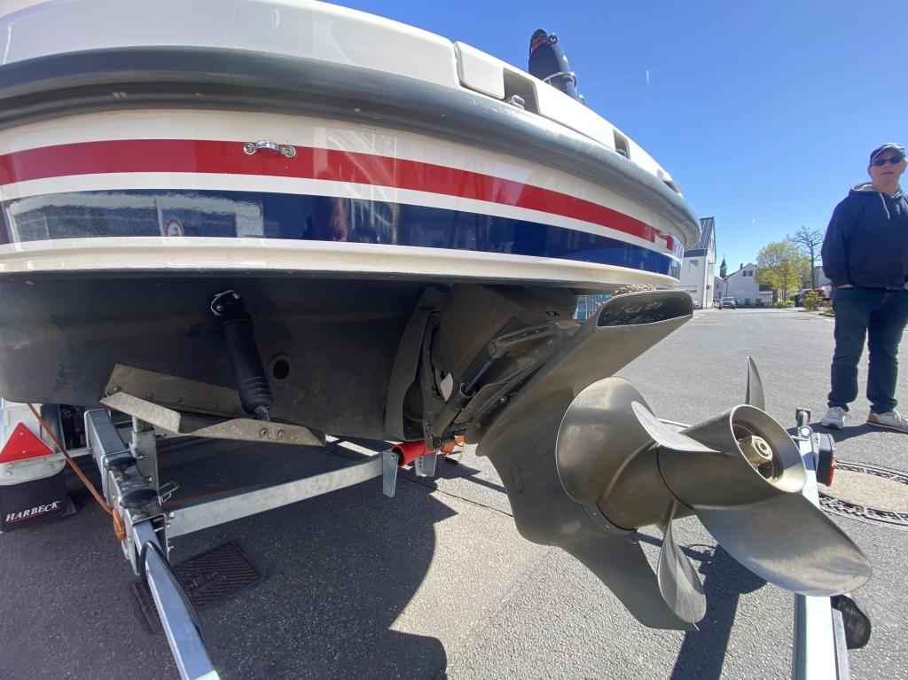 Motorboot Nimbus 230 R