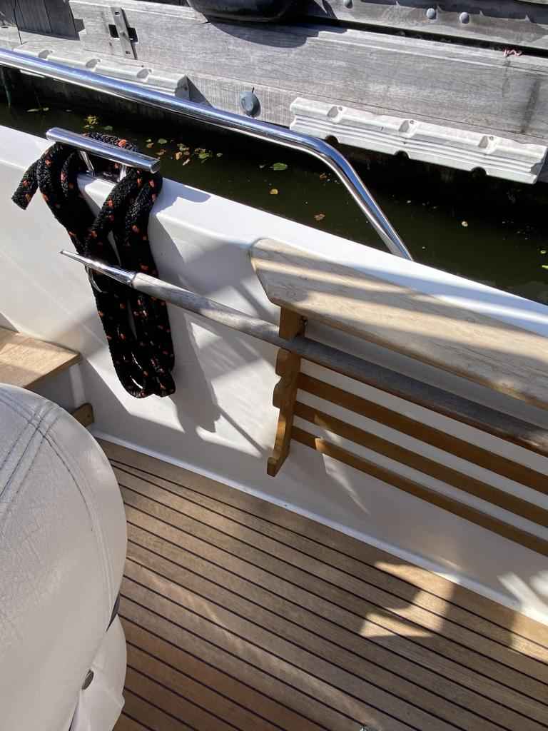 Motorboot Nimbus 230 R