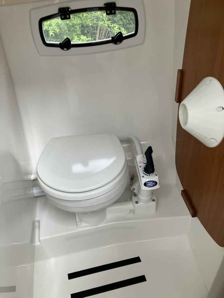 Motorboot Aquador 24 HT
