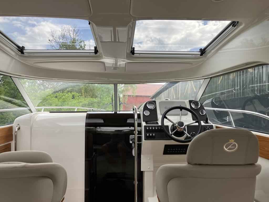 Motorboot Aquador 24 HT