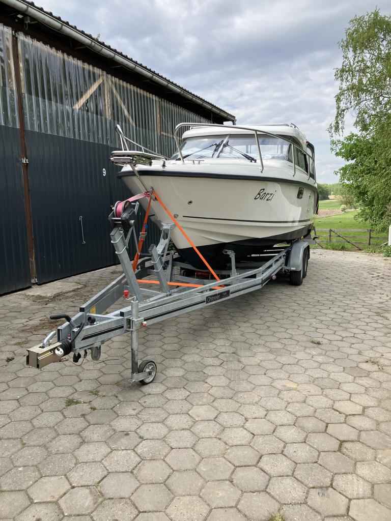 Motorboot Aquador 24 HT
