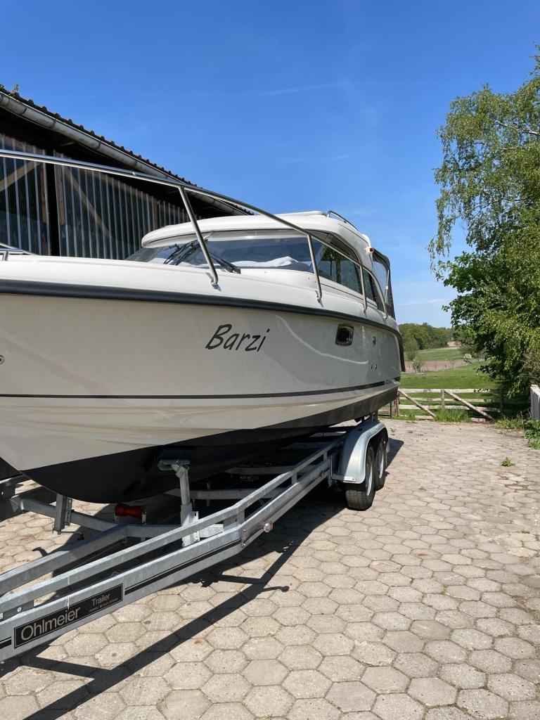 Motorboot Aquador 24 HT