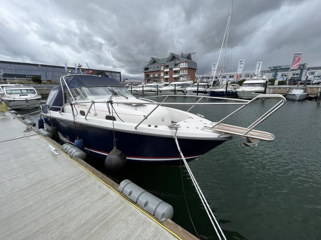 Motorboot Nimbus 300 R