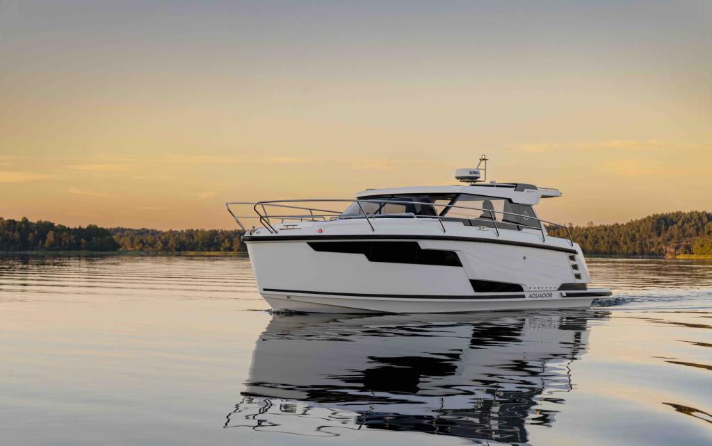 Aquador 300 HT Volvo