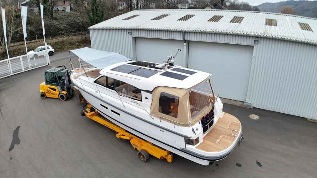 Motorboot Nimbus 365 Coupe Lagerboot