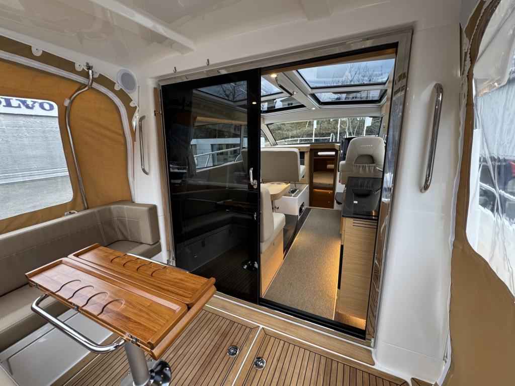 Motorboot Nimbus 365 Coupe Lagerboot