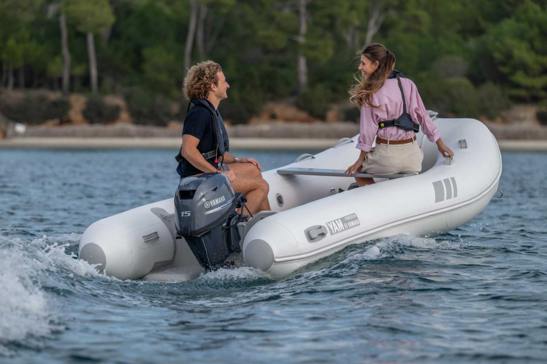 Yamaha YAM 310 Air-V L 3.1 m B 1.6 m bis 9.9 PS