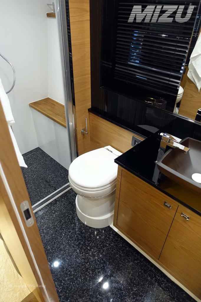 Motorboot Cobrey 50 FLY mit Bodenseezulassung