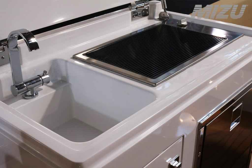 Motorboot Cobrey 50 FLY mit Bodenseezulassung