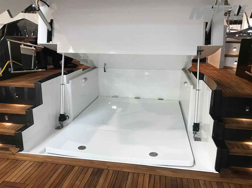 Motorboot Cobrey 50 FLY mit Bodenseezulassung