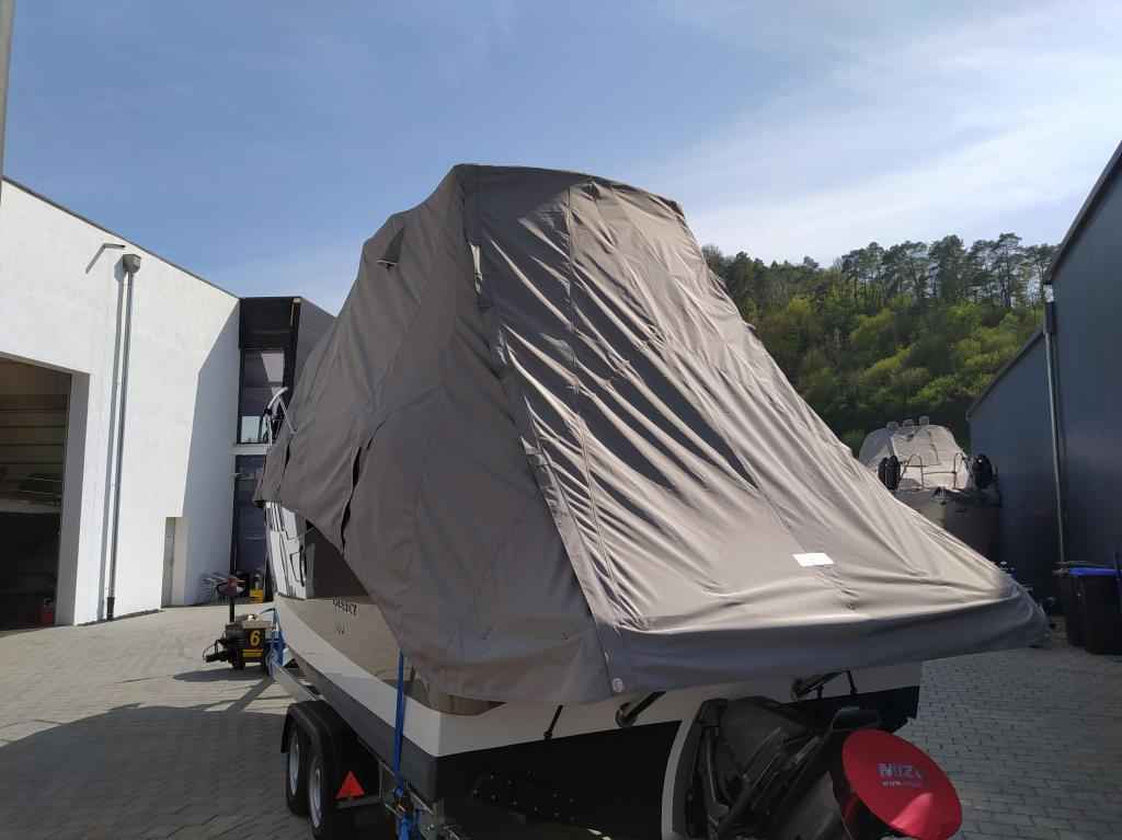 Motorboot Cobrey 28 SC mit Bodenseezulassung
