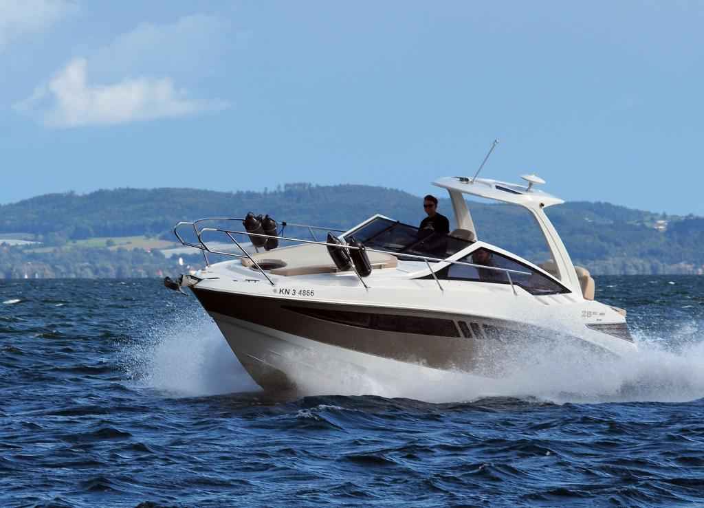 Motorboot Cobrey 28 SC mit Bodenseezulassung