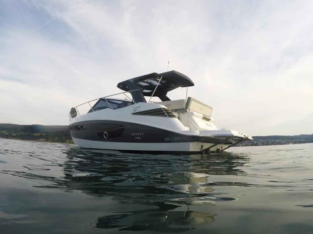 Motorboot Cobrey 33 SC mit Bodenseezulassung