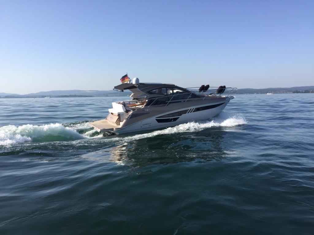 Motorboot Cobrey 33 HT mit Bodenseezulassung