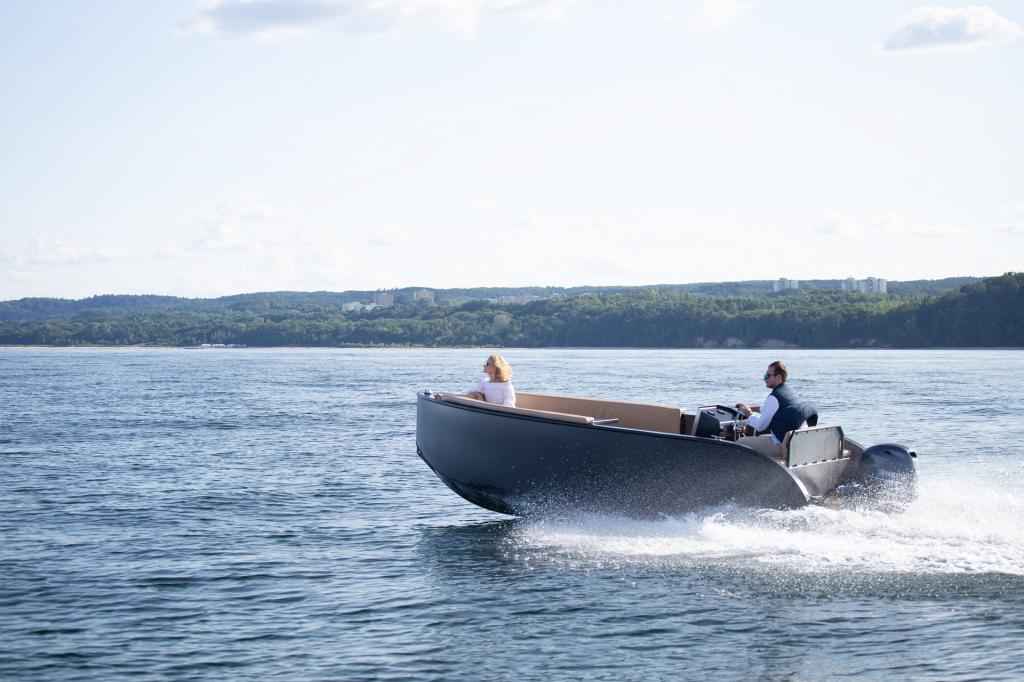 Motorboot Futuro ZX 20, Motor auf Anfrage