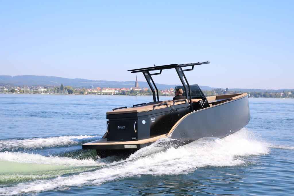 Motorboot Futuro ZX 25 Innenborder mit Bodenseezulassung