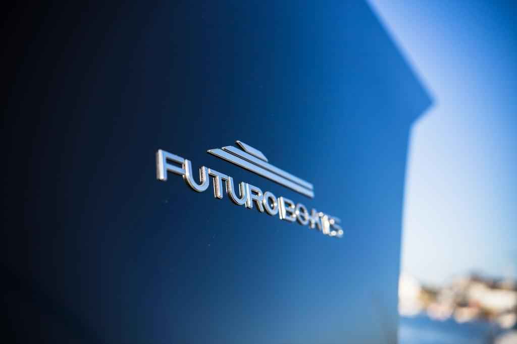 Motorboot Futuro RX30 mit Bodenseezulassung