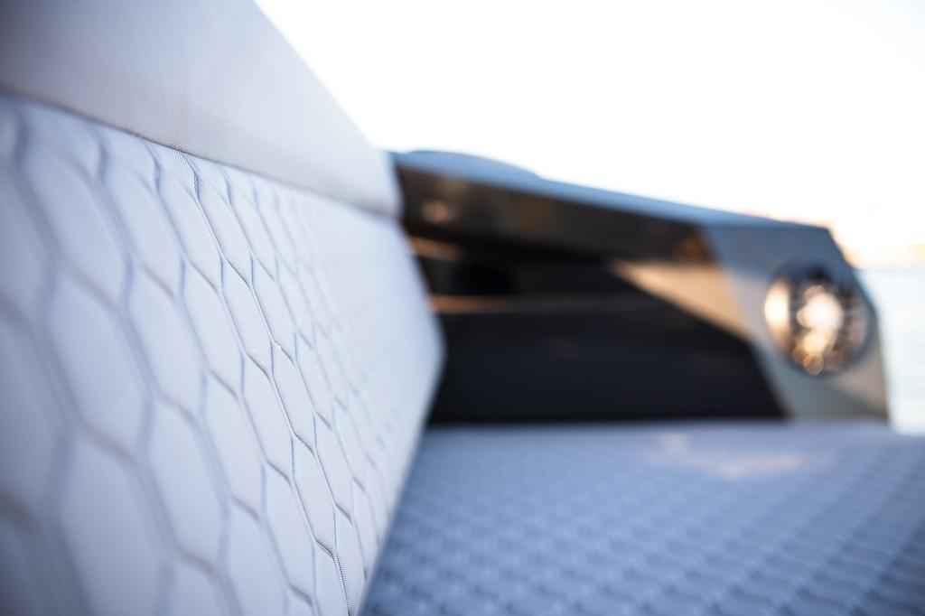 Motorboot Futuro RX30 mit Bodenseezulassung