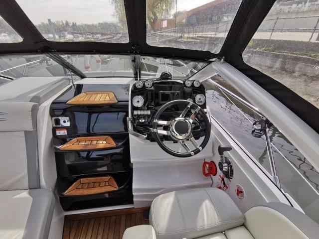 Motorboot Cobrey 28 SC/SCL mit Bodenseezulassung 300 PS