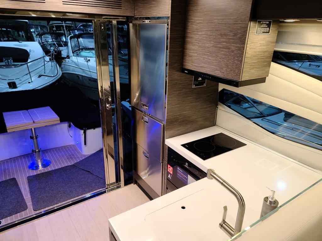 Motorboot Cobrey 52 HT mit Bodenseezulassung