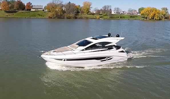 Motorboot Cobrey 52 HT mit Bodenseezulassung