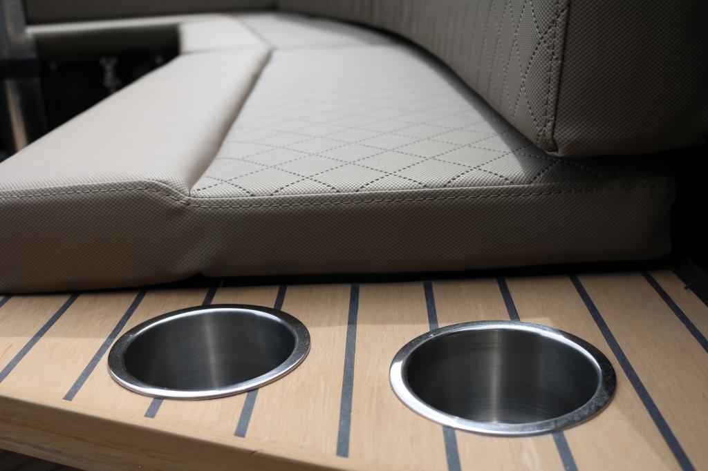 Motorboot Futuro ZX20 mit Bodenseezulassung, 80 PS