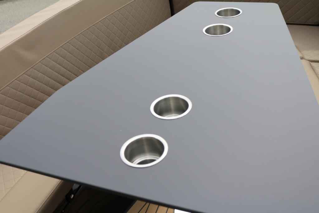 Motorboot Futuro ZX20 mit Bodenseezulassung, 80 PS