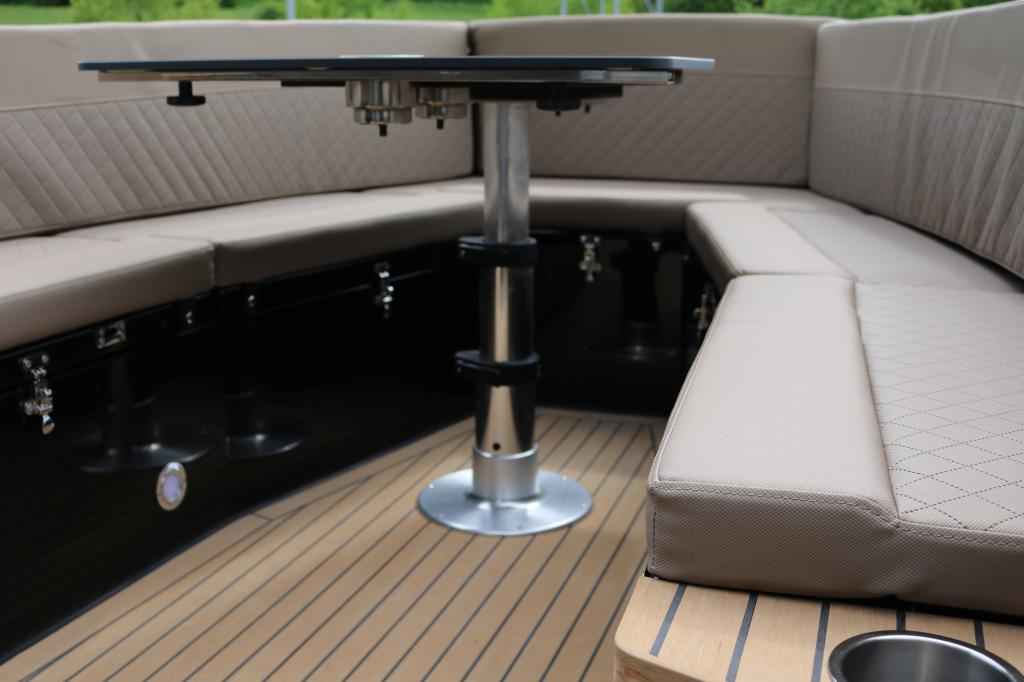 Motorboot Futuro ZX20 mit Bodenseezulassung, 80 PS