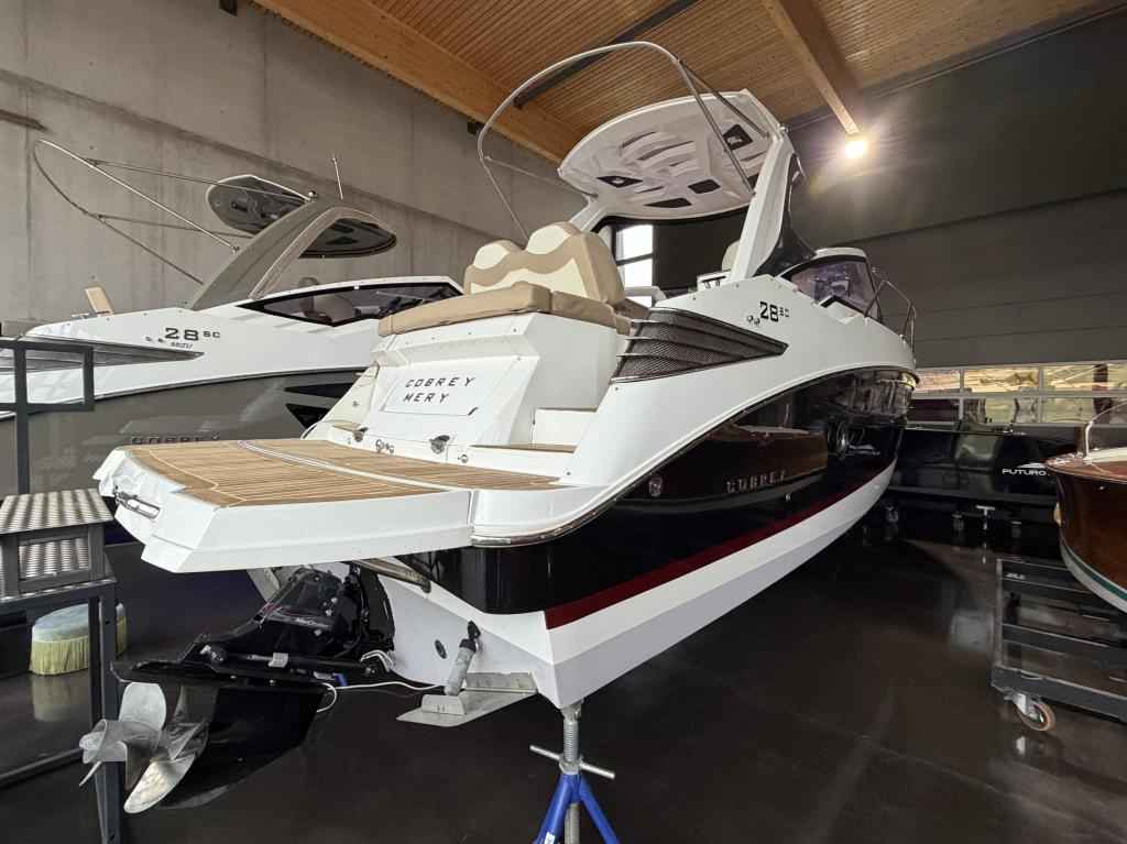 Motorboot Cobrey 28 SC mit Bodenseezulassung