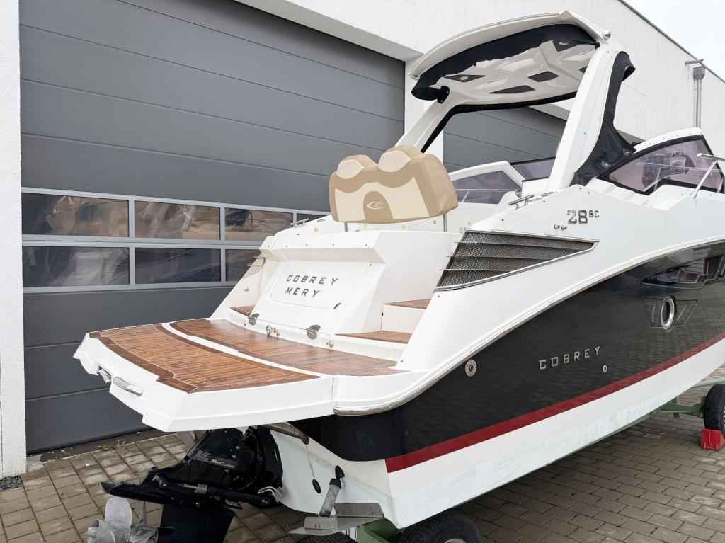 Motorboot Cobrey 28 SC mit Bodenseezulassung