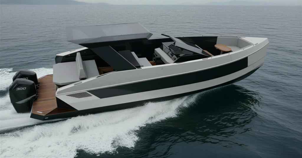 Motorboot Futuro ZX30 mit Bodenseezulassung