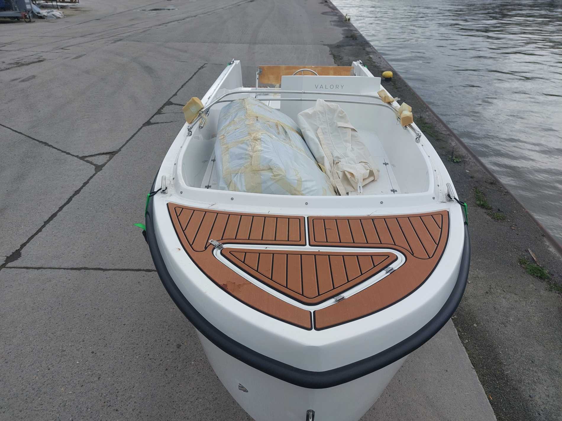 Valory V495 Premium NEU