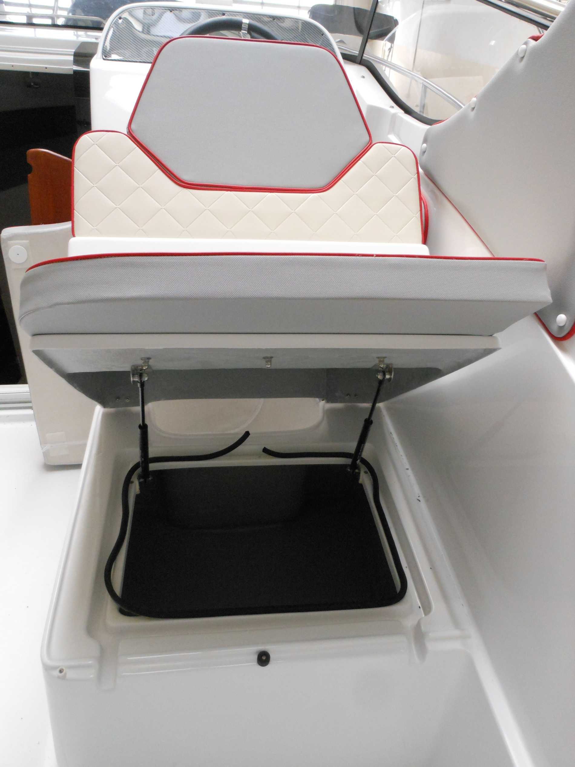 Motorboot Selva C.7.1 Cabin Plus