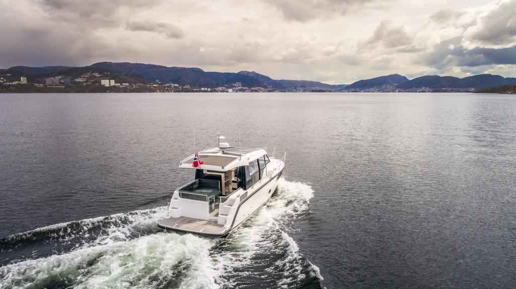 Motorboot Viknes S35 Panorama